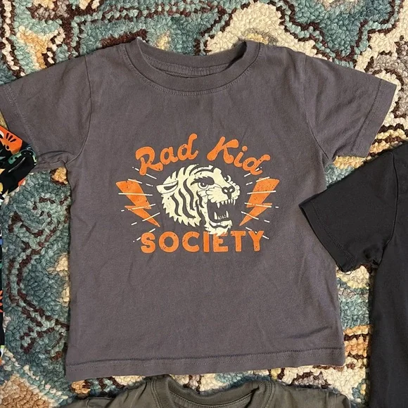 2T Bundle of FIVE items! Old Navy, H&M, Spirit Kids - Picture 4 of 8